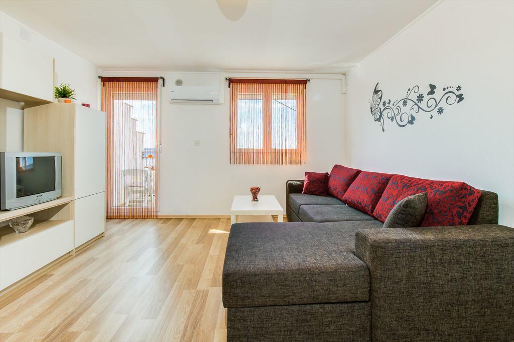Apartmani Bregovec Maslenica Exterior foto