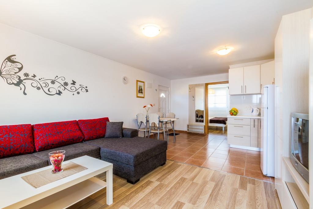 Apartmani Bregovec Maslenica Exterior foto